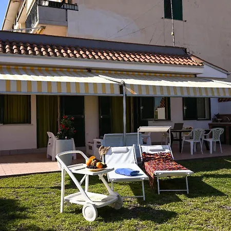 Il Giardino Di Morris Apartmán Giardini Naxos