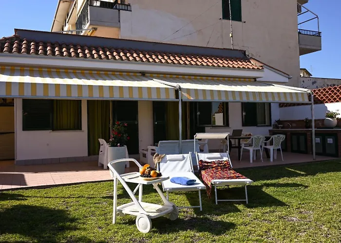 Il Giardino Di Morris Apartment Giardini Naxos